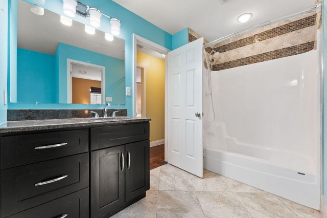 11828 Broadway, Crown Point, IN 46307