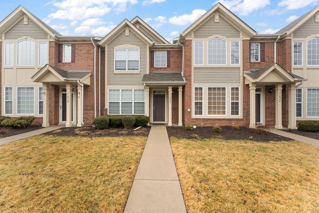 11828 Broadway, Crown Point, IN 46307