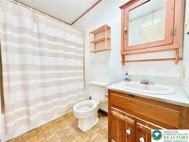 1109 Grand Mesa Drive, Chestnuthill Twp, PA 18353