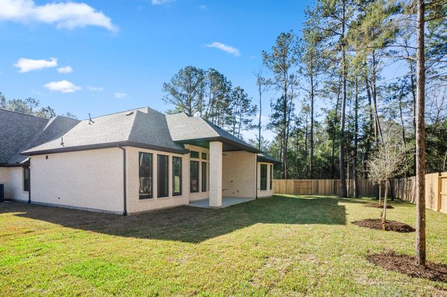 235 Nancy Lou Lane, Willis, TX 77318