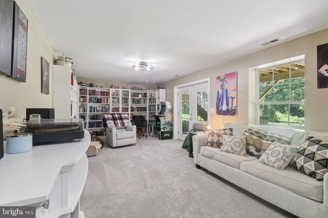 1267 SHERIDAN DR, Owings, MD 20736