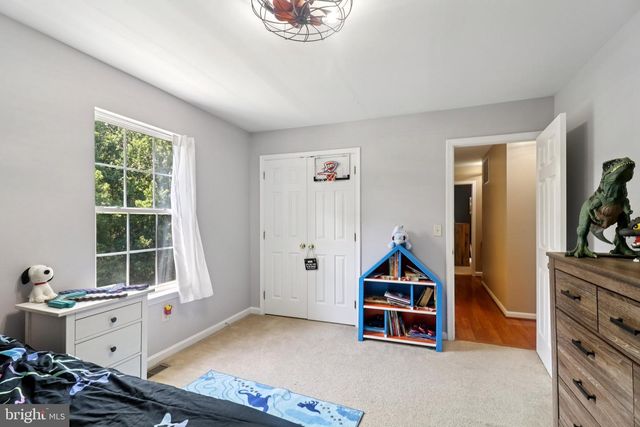 1267 SHERIDAN DR, Owings, MD 20736