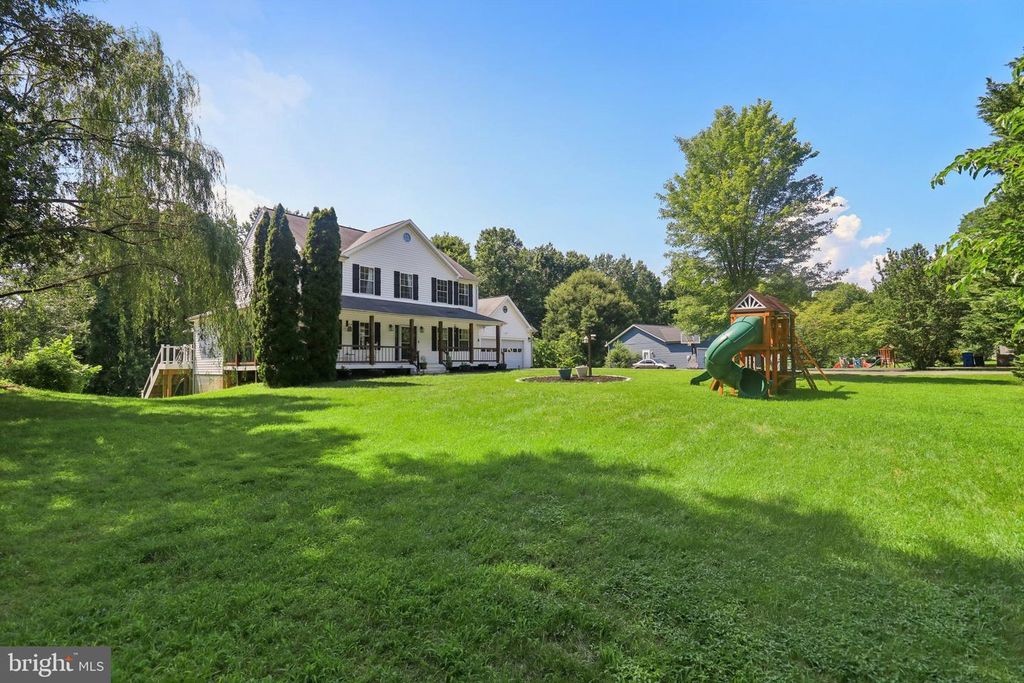 Image 11 of property listing at 1267 SHERIDAN DR, Owings, MD 20736