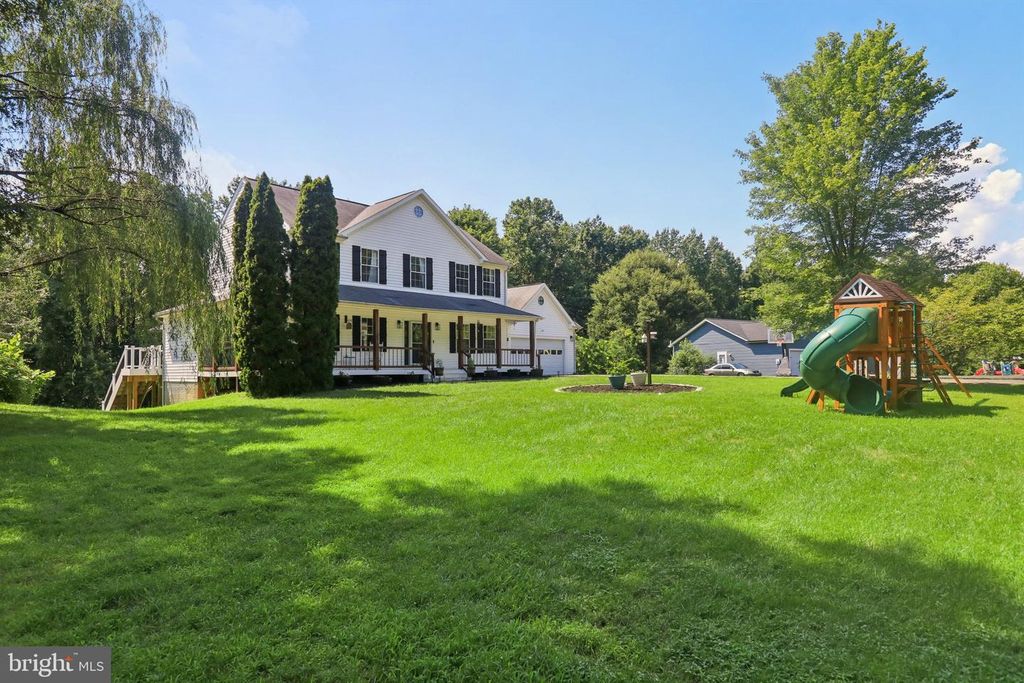 Image 12 of property listing at 1267 SHERIDAN DR, Owings, MD 20736