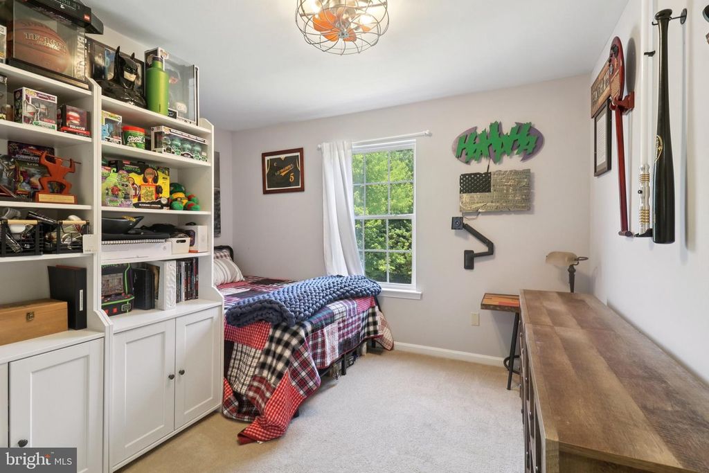 Image 43 of property listing at 1267 SHERIDAN DR, Owings, MD 20736