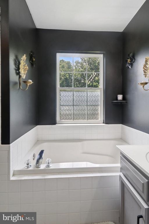 Image 66 of property listing at 1267 SHERIDAN DR, Owings, MD 20736