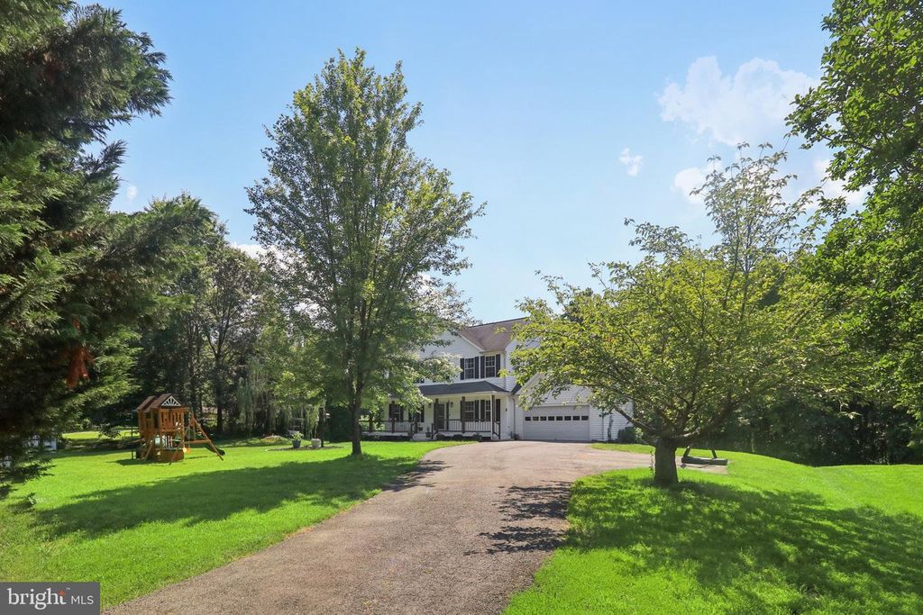 Image 9 of property listing at 1267 SHERIDAN DR, Owings, MD 20736