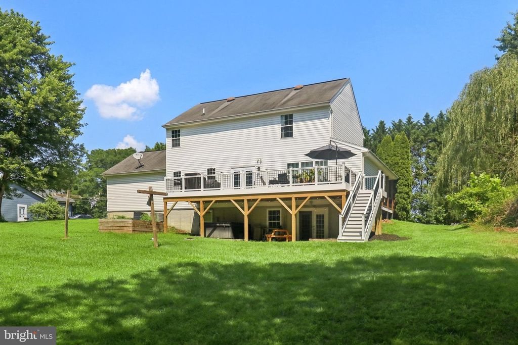Image 79 of property listing at 1267 SHERIDAN DR, Owings, MD 20736