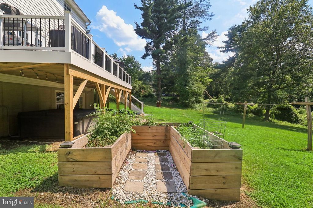 Image 84 of property listing at 1267 SHERIDAN DR, Owings, MD 20736
