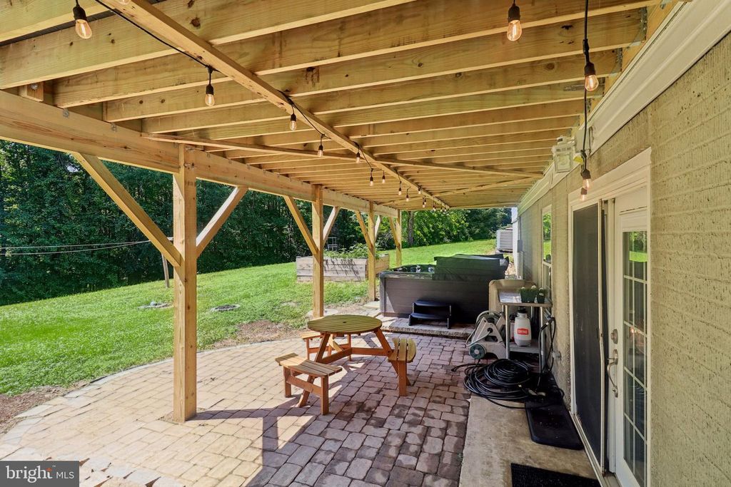 Image 86 of property listing at 1267 SHERIDAN DR, Owings, MD 20736