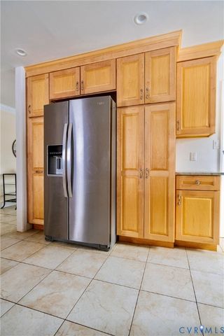 9505 Steamboat Dr, Glen Allen, VA 23060