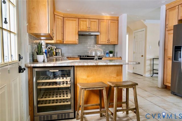 9505 Steamboat Dr, Glen Allen, VA 23060