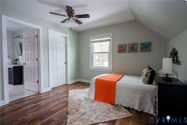 9505 Steamboat Dr, Glen Allen, VA 23060