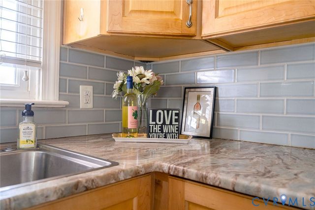 9505 Steamboat Dr, Glen Allen, VA 23060