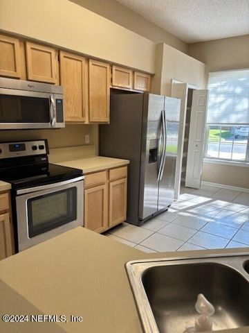 12621 BLUE LAGOON Trail, Jacksonville, FL 32225