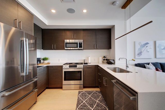 301 West Ave 1703, Austin, TX 78701