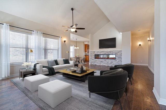 22 May Lane, Bella Vista, AR 72715