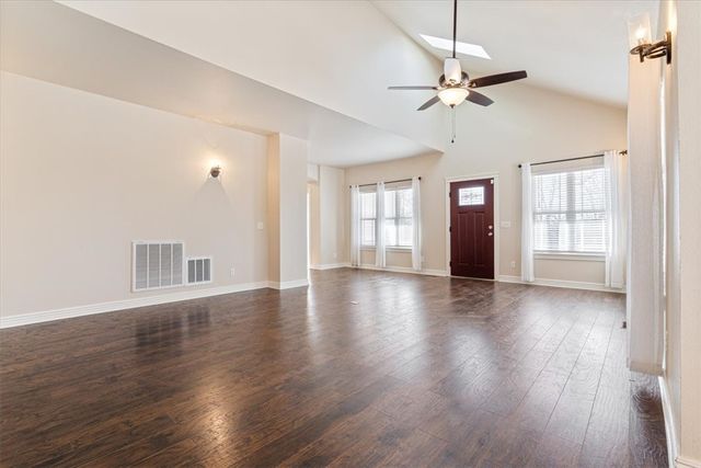 22 May Lane, Bella Vista, AR 72715