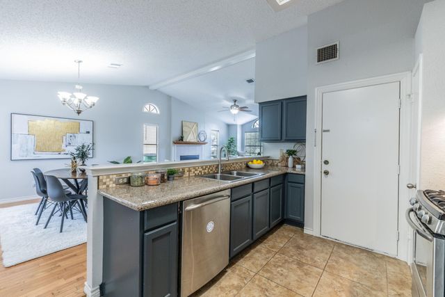 4701 San Simeon DR, Austin, TX 78749