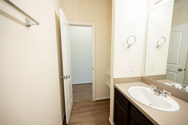 10730 Nathaniel Valley Path, Houston, TX 77016