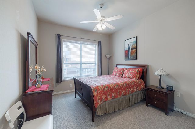 2400 Mccue Road 202, Houston, TX 77056