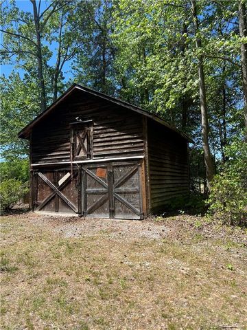 5875 Groometown Road, High Point, NC 27263