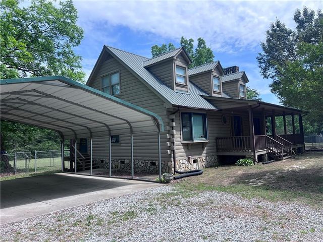 5875 Groometown Road, High Point, NC 27263