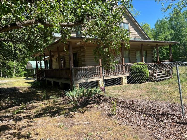 5875 Groometown Road, High Point, NC 27263