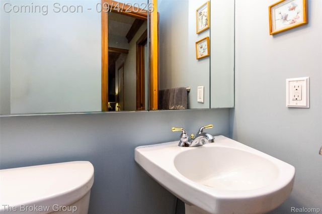 3747 Ray Road, Addison Township, MI 48370