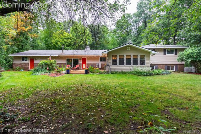 3747 Ray Road, Addison Township, MI 48370