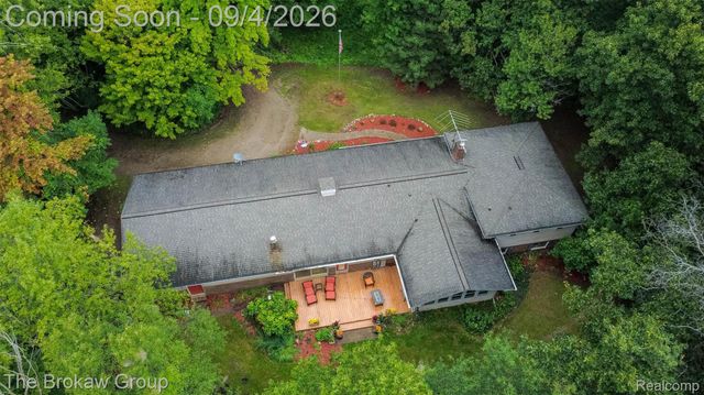 3747 Ray Road, Addison Township, MI 48370