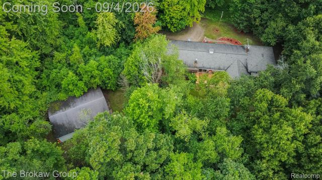 3747 Ray Road, Addison Township, MI 48370