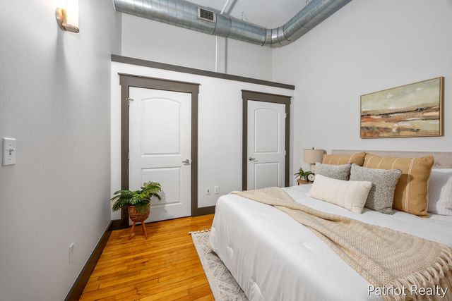 600 Broadway Avenue NW 204, Grand Rapids, MI 49504