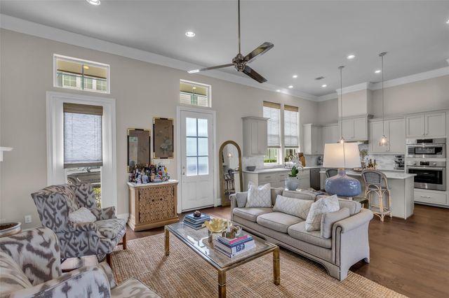 8650 Green Kolbe Lane, Houston, TX 77080