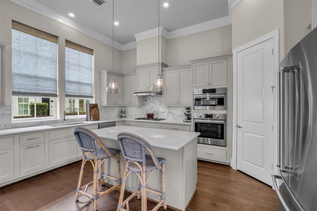 8650 Green Kolbe Lane, Houston, TX 77080