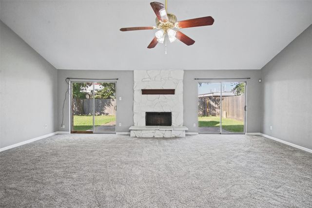 1323 Castle Glen Drive, Houston, TX 77015