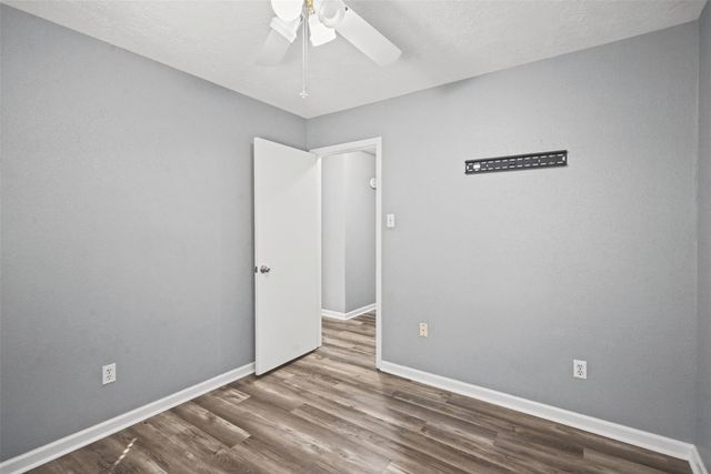 1323 Castle Glen Drive, Houston, TX 77015