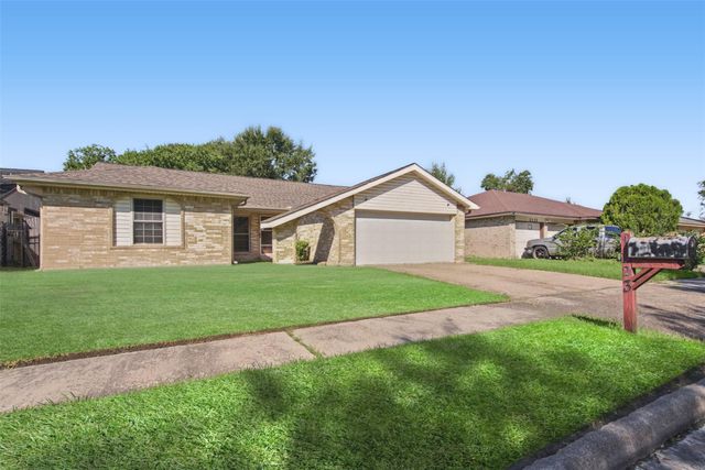 1323 Castle Glen Drive, Houston, TX 77015