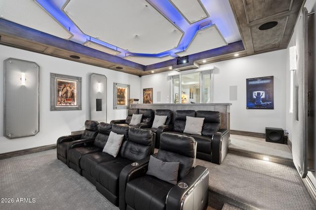 2748 E WARBLER Road, Gilbert, AZ 85297