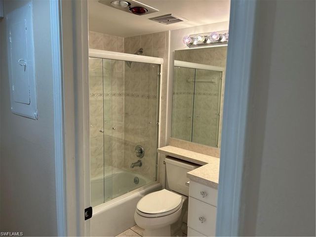 104 Bob O Link WAY B, Naples, FL 34105