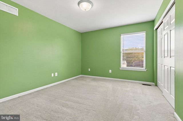 109 SHELBURNE DR, North Wales, PA 19454