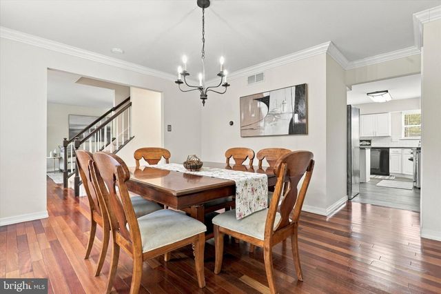 109 SHELBURNE DR, North Wales, PA 19454