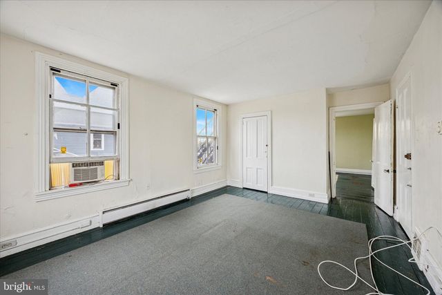 30 W CHESTER PIKE, Ridley Park, PA 19078