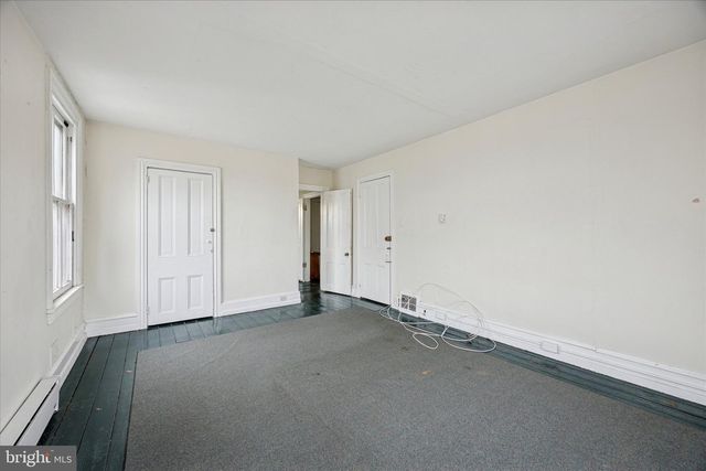 30 W CHESTER PIKE, Ridley Park, PA 19078