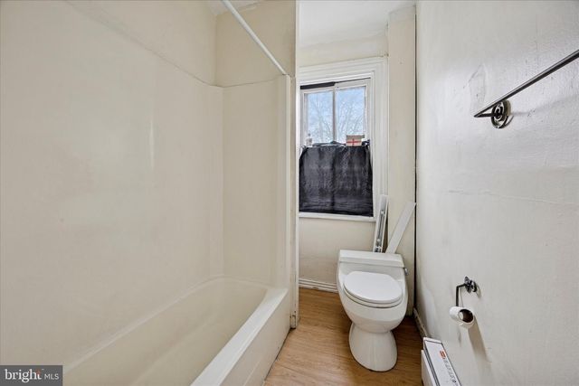 30 W CHESTER PIKE, Ridley Park, PA 19078