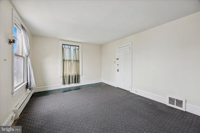 30 W CHESTER PIKE, Ridley Park, PA 19078