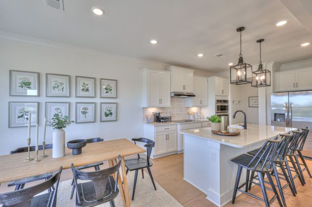 525 Misty Creek Court, Nashville, TN 37207