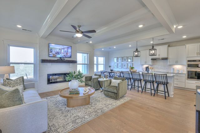 525 Misty Creek Court, Nashville, TN 37207