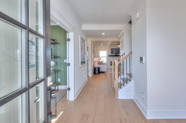 525 Misty Creek Court, Nashville, TN 37207