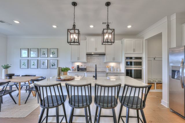 525 Misty Creek Court, Nashville, TN 37207